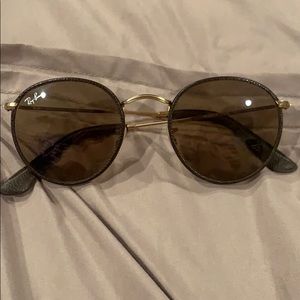 Round Craft Classic and Brown Ray Bans